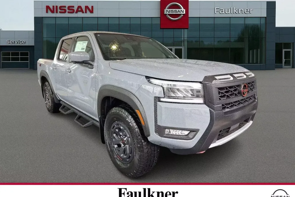 2025 Nissan Frontier Crew Cab PRO-4X photo 1