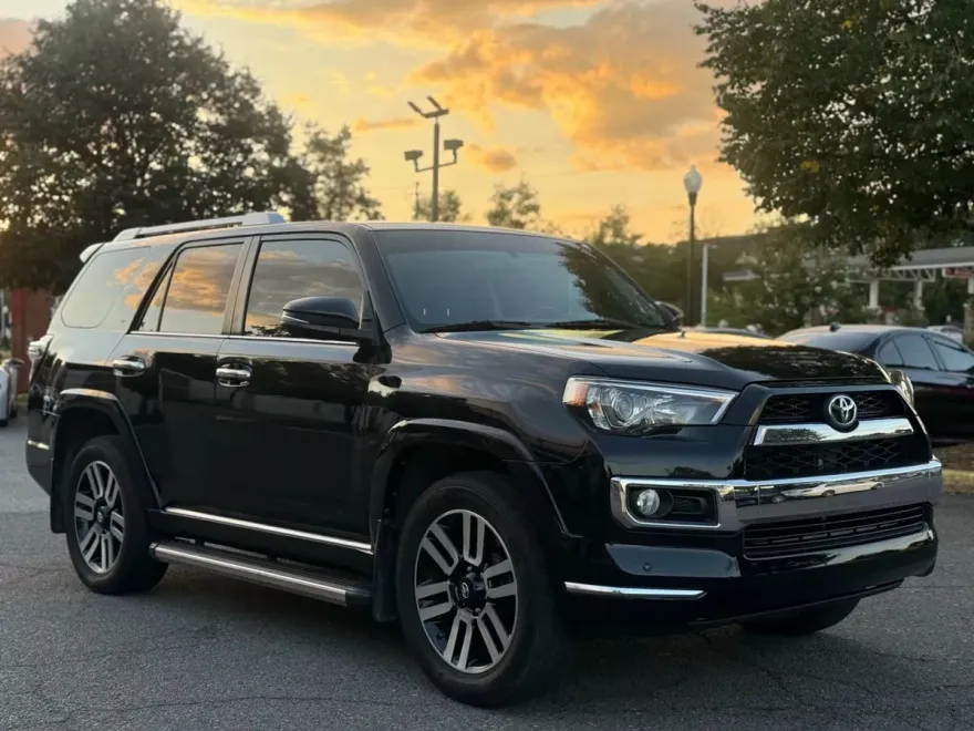 2018 Toyota 4Runner Limited Sport photo 1