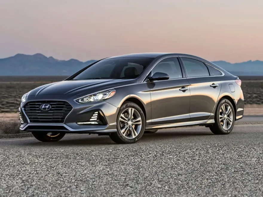 2019 Hyundai Sonata SE photo 1