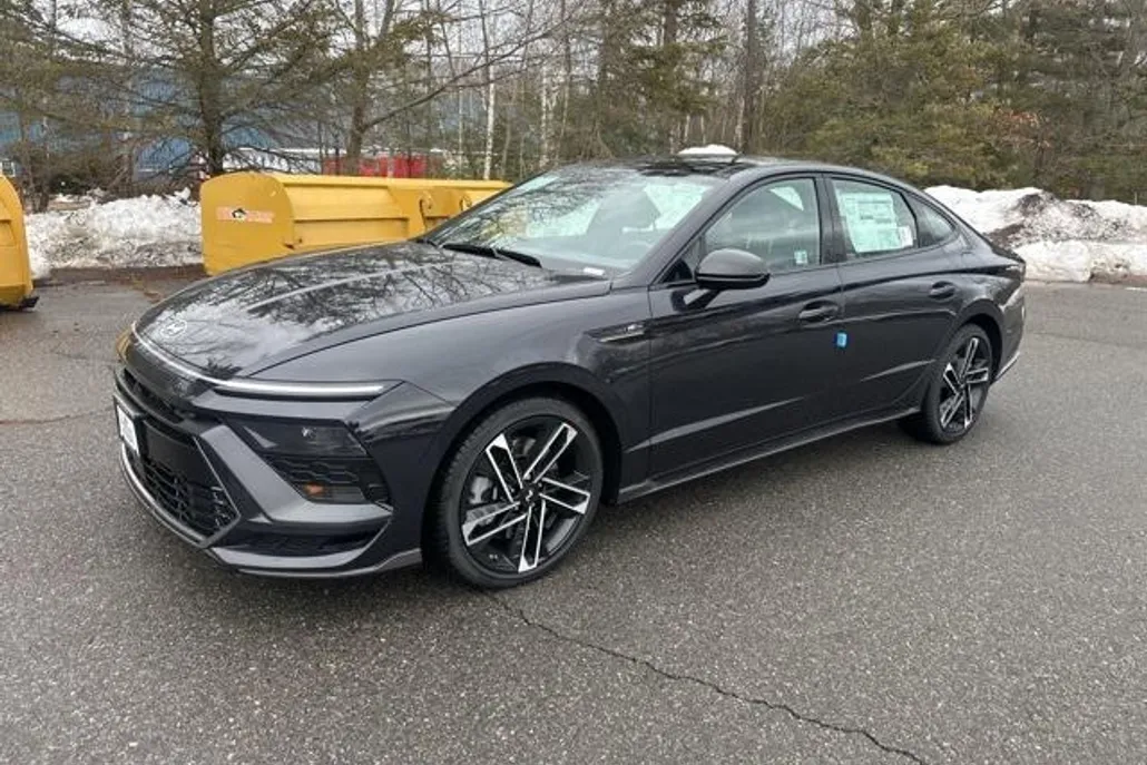 2025 Hyundai Sonata N Line photo 1