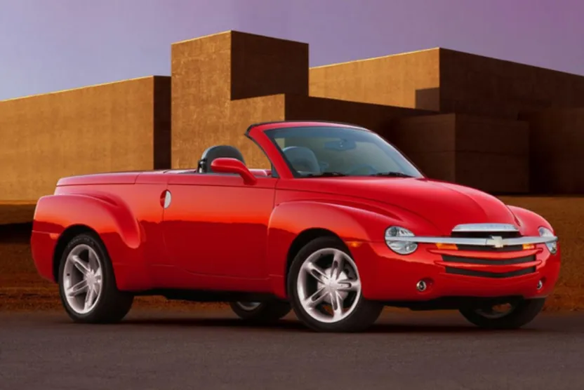 2003 Chevrolet SSR photo 1