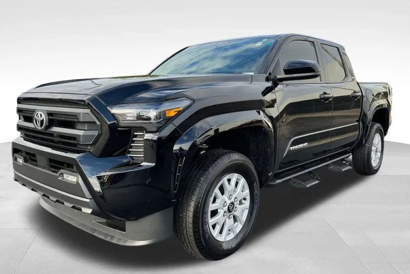 2024 Toyota Tacoma photo 1