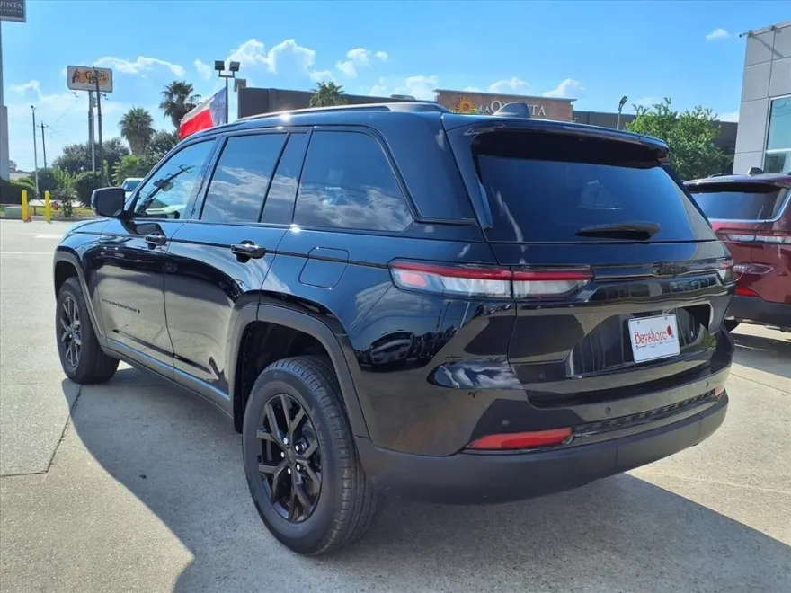 2025 Jeep Grand Cherokee Altitude X photo 1