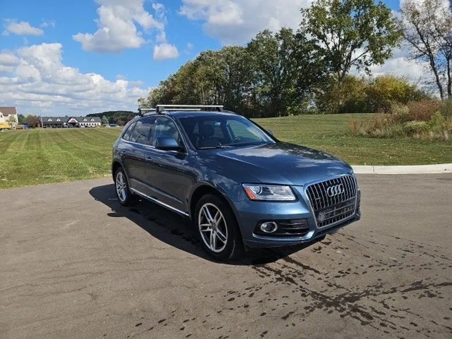 2015 Audi Q5 2.0T Premium photo 1
