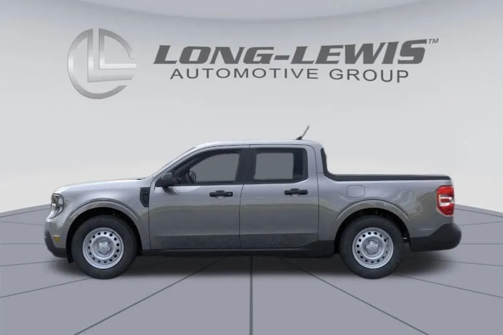 2025 Ford Maverick XL photo 1