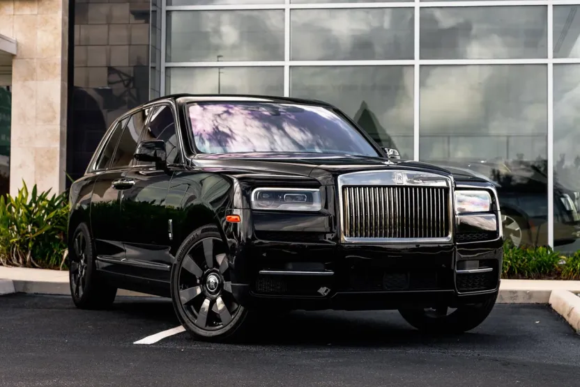 2023 Rolls Royce Cullinan RR31 photo 1