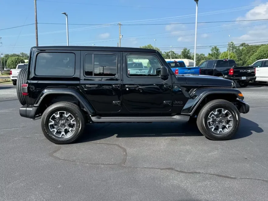 2025 Jeep Wrangler Sahara photo 1