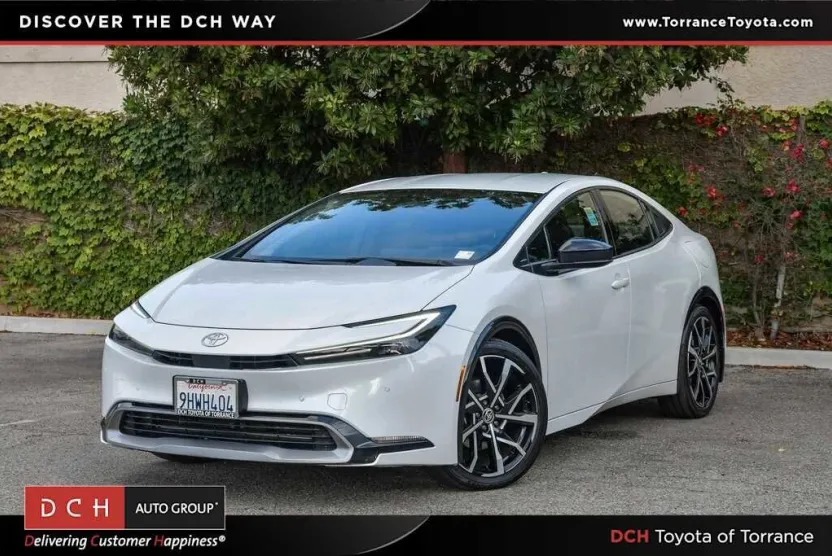 2023 Toyota Prius Prime XSE photo 1