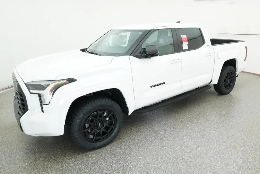 2026 Toyota Tundra SR5 CrewMax photo 1