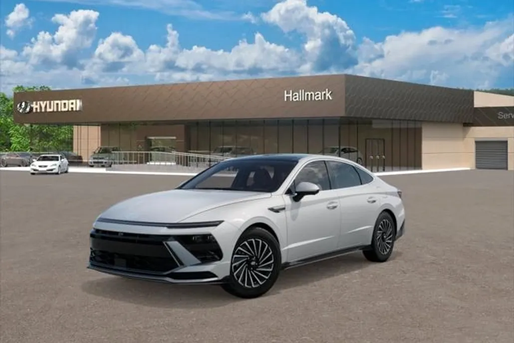 2025 Hyundai Sonata Hybrid Limited photo 1