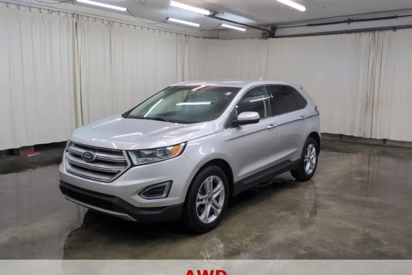 2018 Ford Edge Titanium photo 1