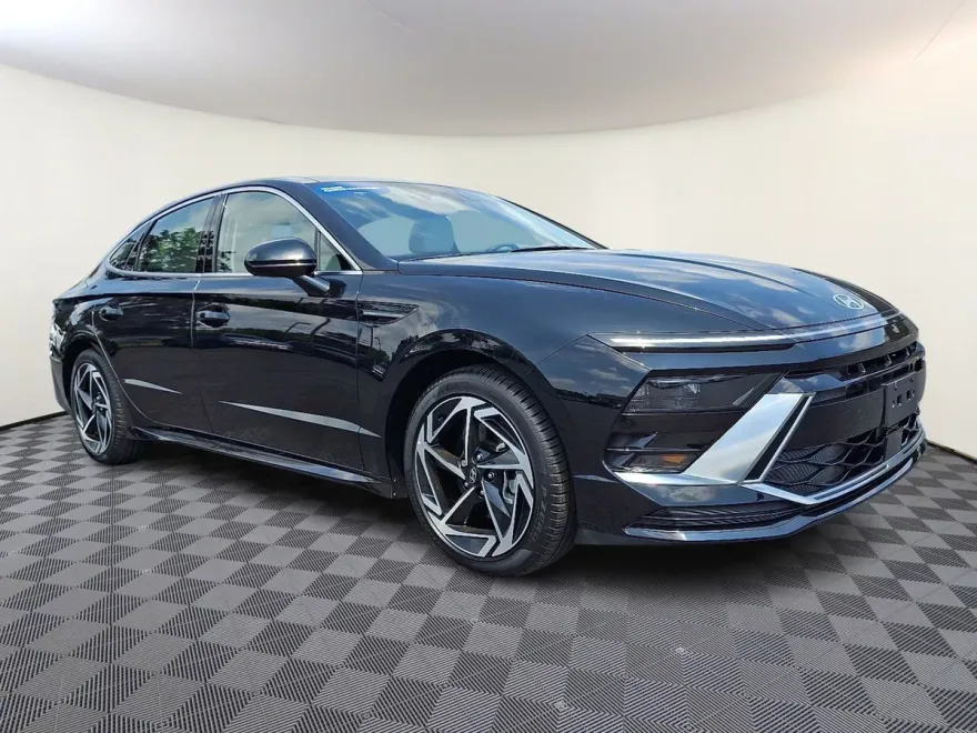 2025 Hyundai Sonata SEL Convenience photo 1