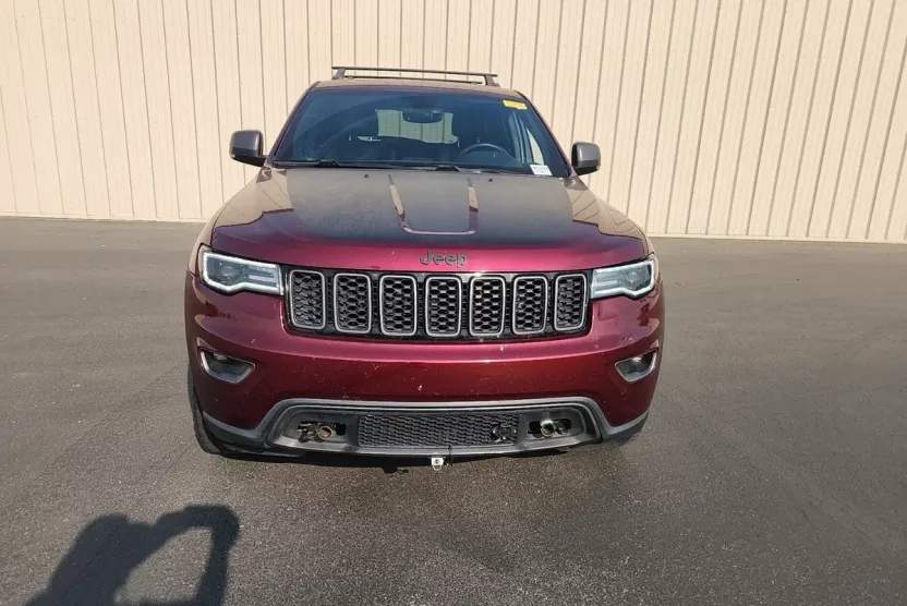 2017 Jeep Grand Cherokee Trailhawk photo 1