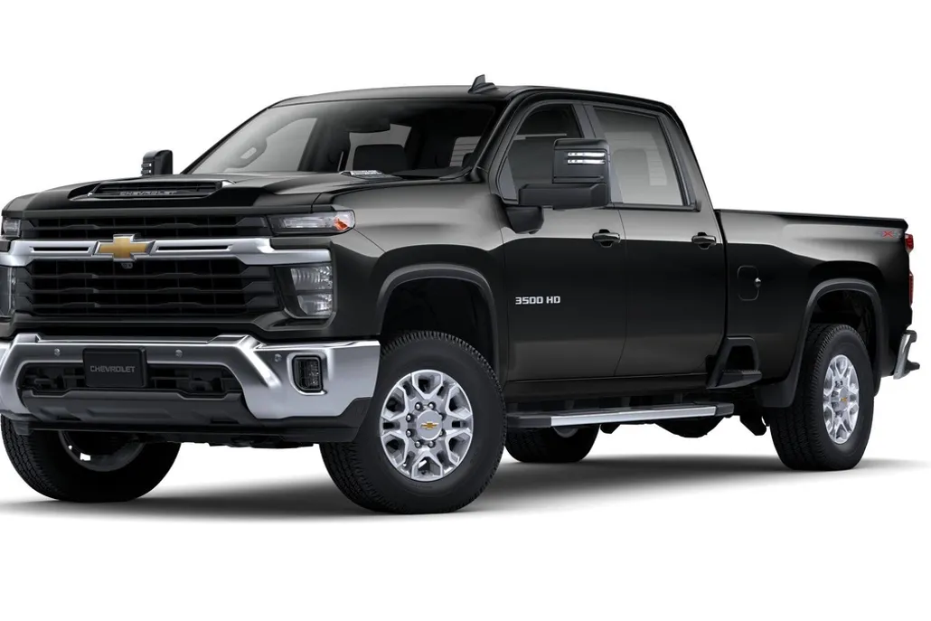 2025 Chevrolet Silverado 3500HD LT photo 1
