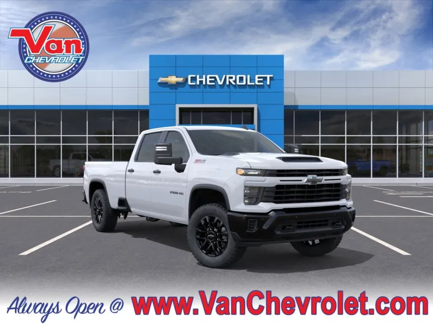 2026 Chevrolet Silverado 2500HD Custom photo 1