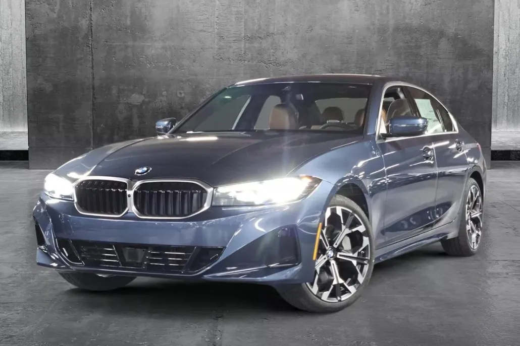 2025 Bmw 330i photo 1