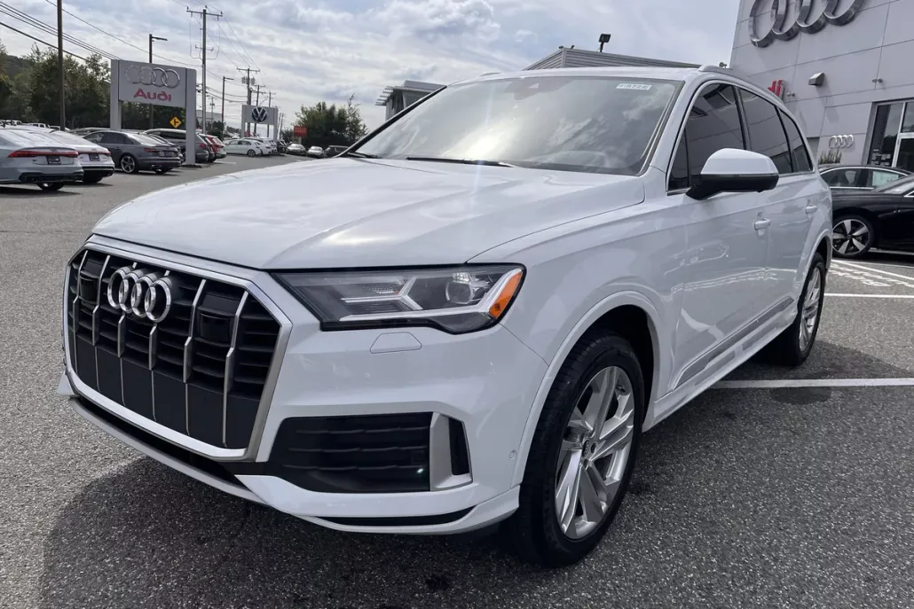 2022 Audi Q7 Premium Plus photo 1