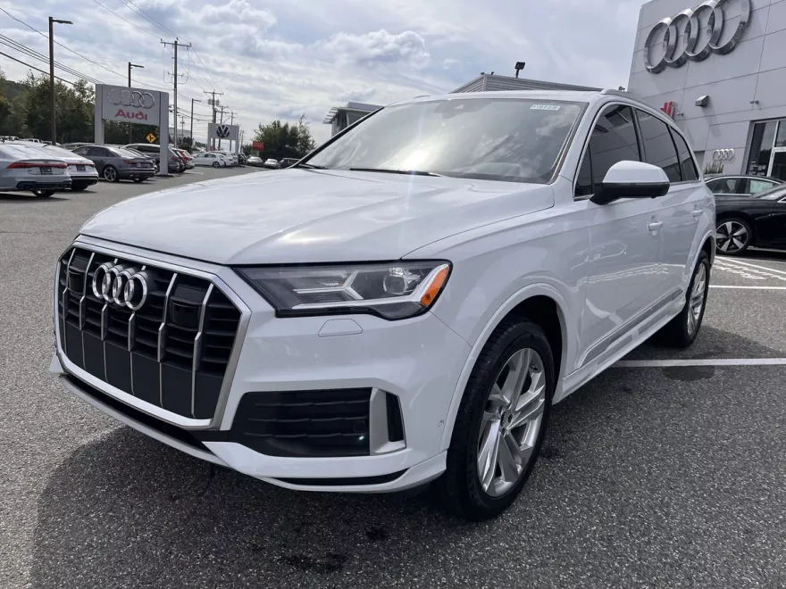2022 Audi Q7 Premium Plus photo 1