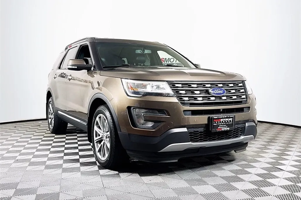 2016 Ford Explorer Limited photo 1