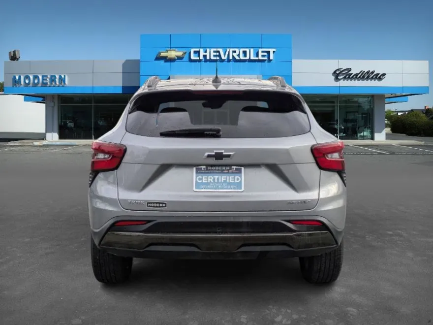 2025 Chevrolet Trax ACTIV photo 1