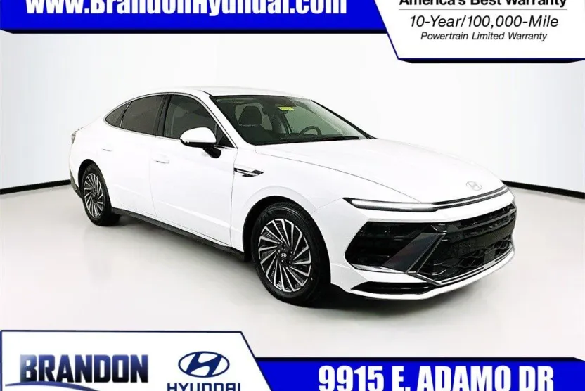 2025 Hyundai Sonata Hybrid SEL photo 1