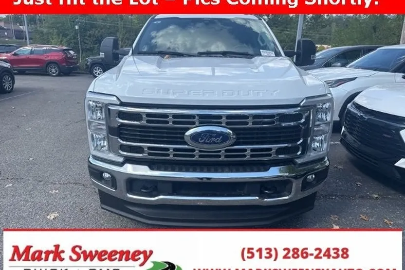 2024 Ford F-250 XLT photo 1