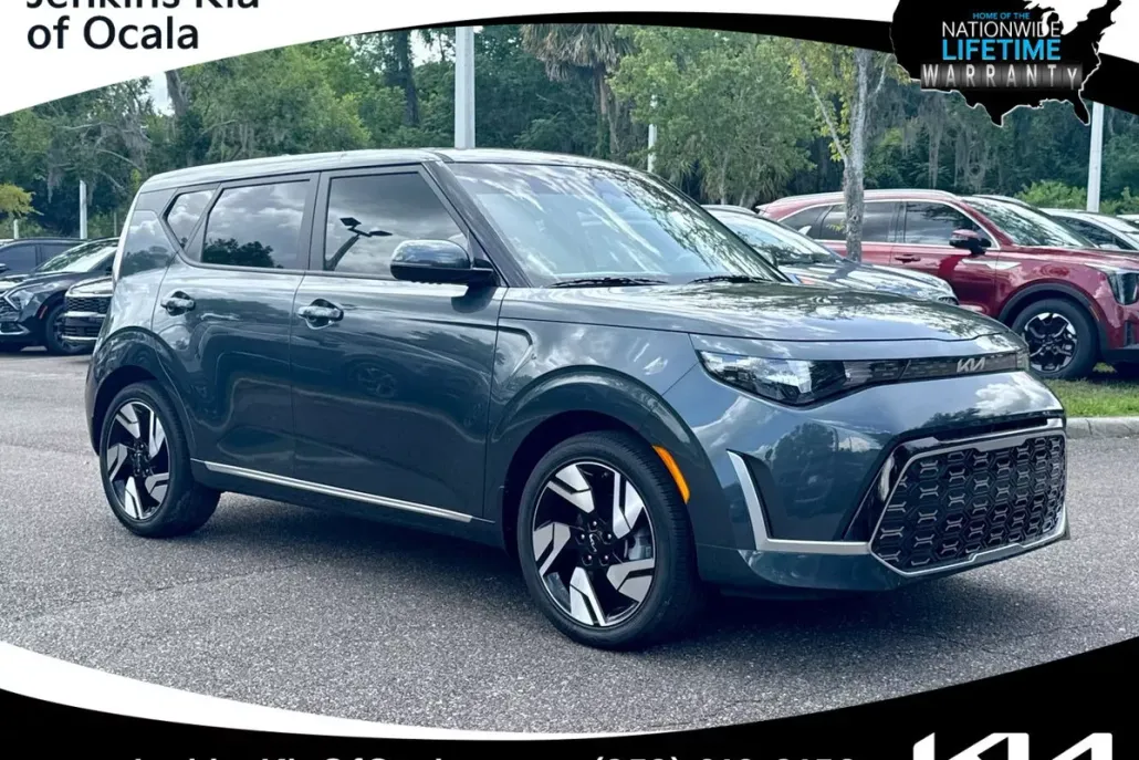 2025 Kia Soul GT-Line photo 1