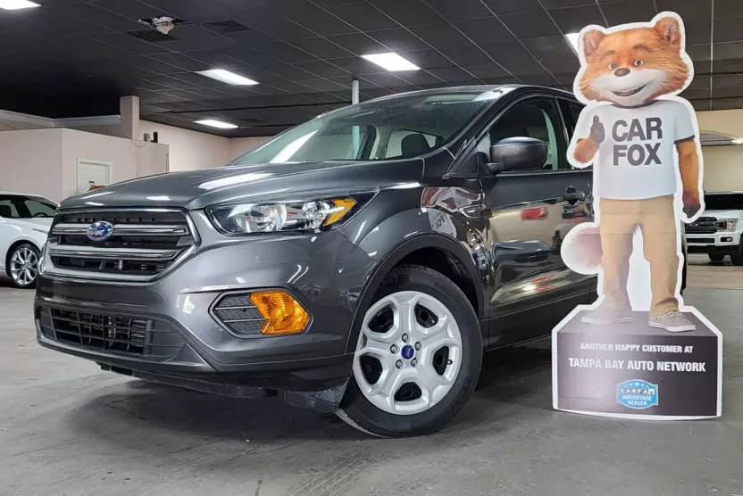 2018 Ford Escape S photo 1
