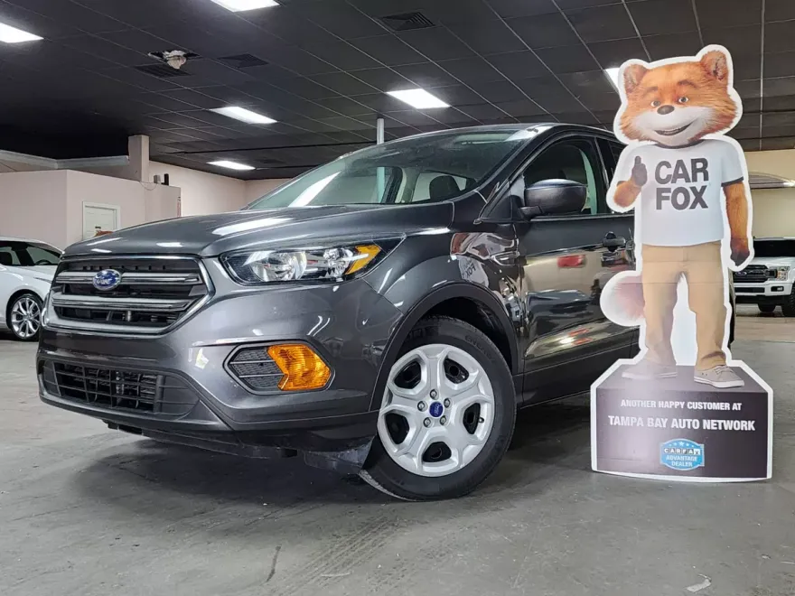 2018 Ford Escape S photo 1