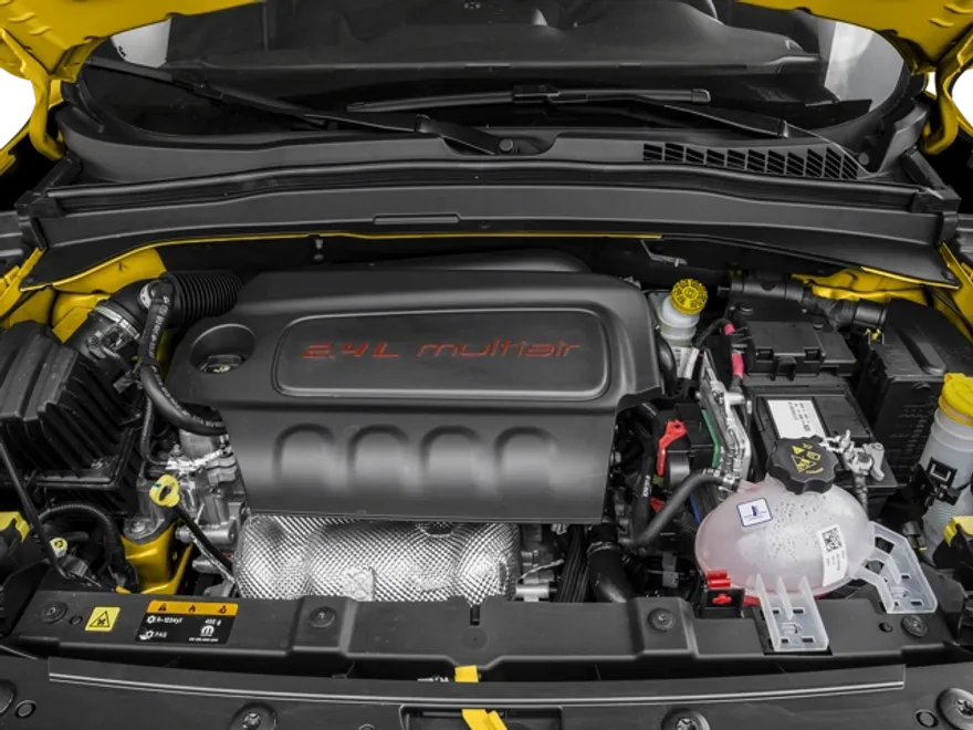 2017 Jeep Renegade Latitude North Edition photo 1