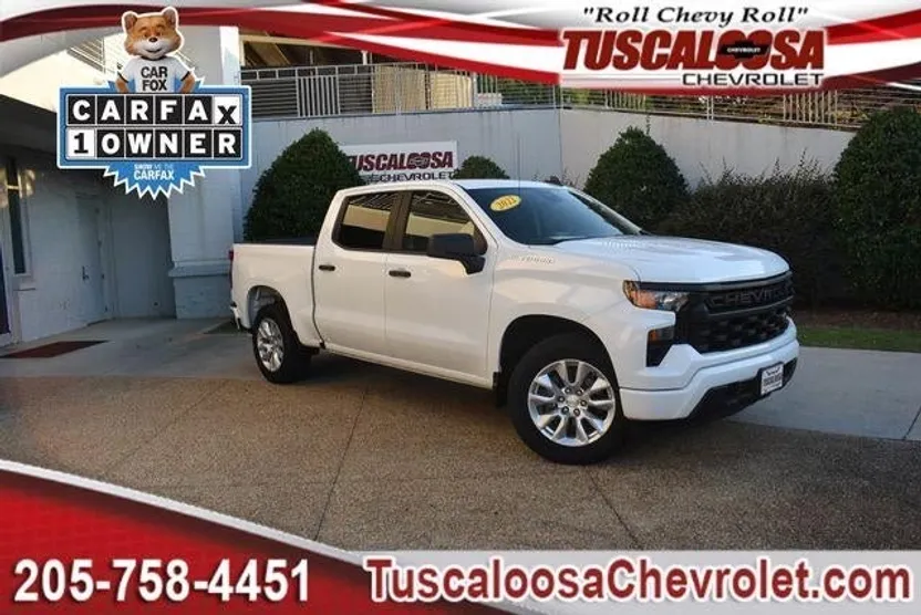 2022 Chevrolet Silverado 1500 Custom photo 1