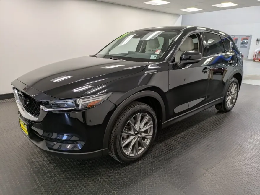 2021 Mazda CX-5 Grand Touring photo 1