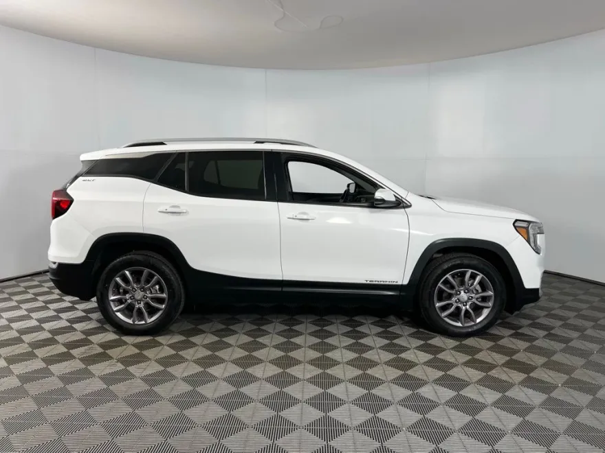 2023 Gmc Terrain SLT photo 1