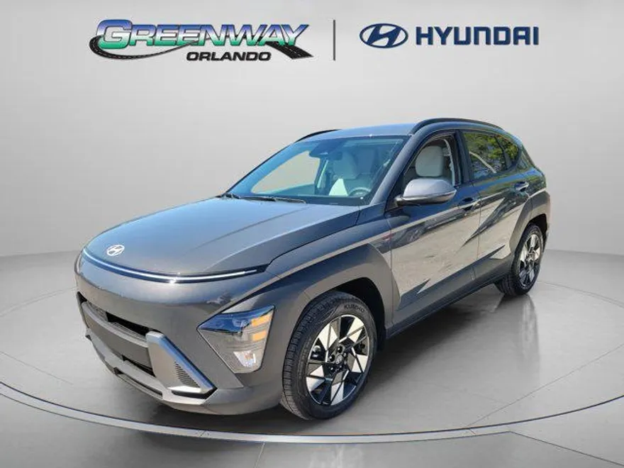2025 Hyundai Kona SEL photo 1