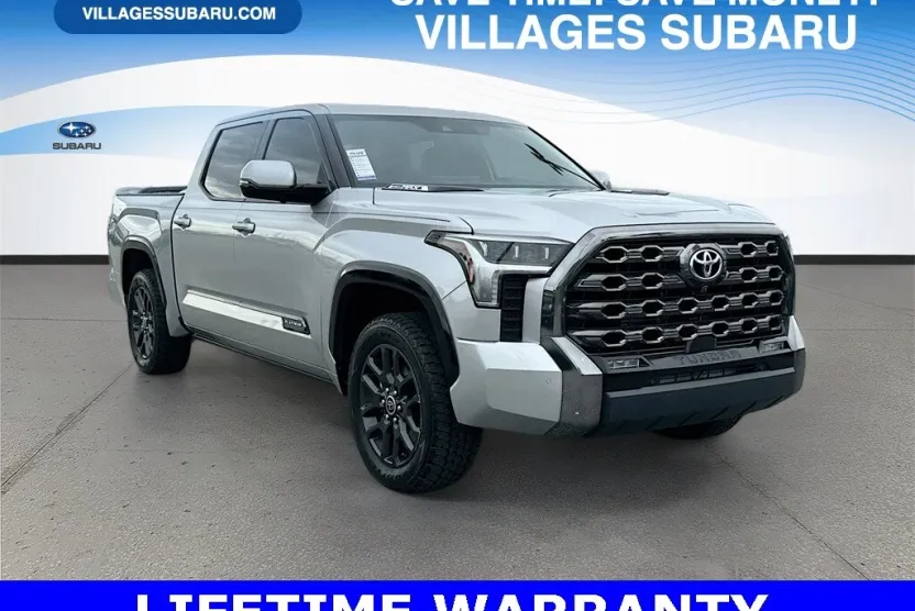 2023 Toyota Tundra Platinum photo 1