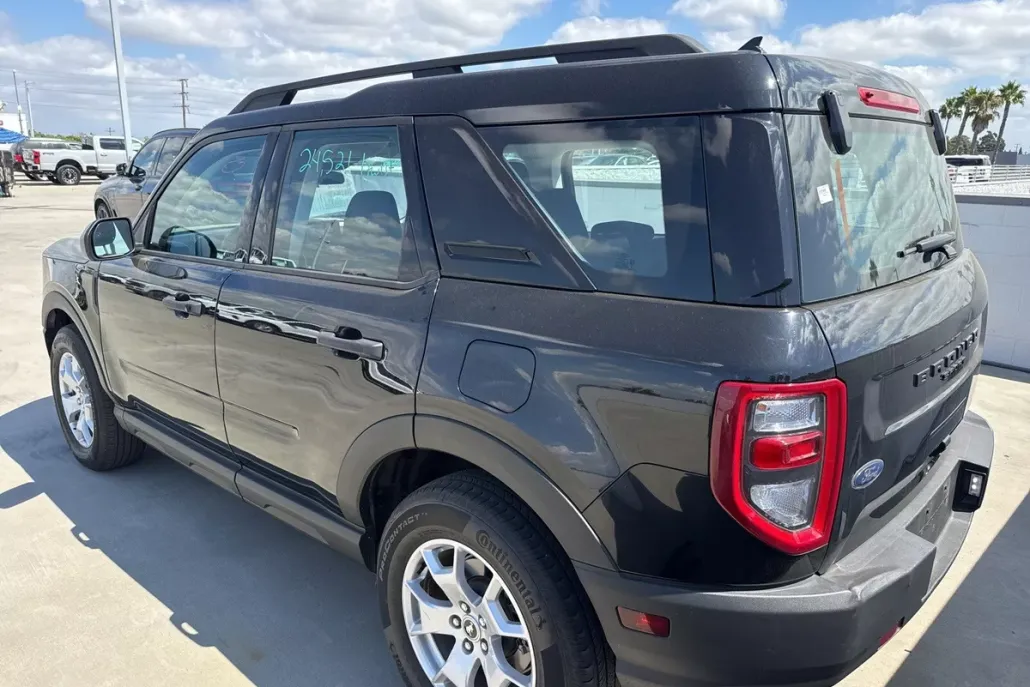 2021 Ford Bronco Sport Base photo 1