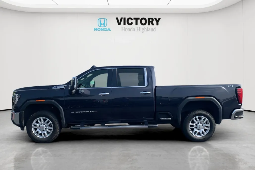 2024 Gmc Sierra HD SLT photo 1