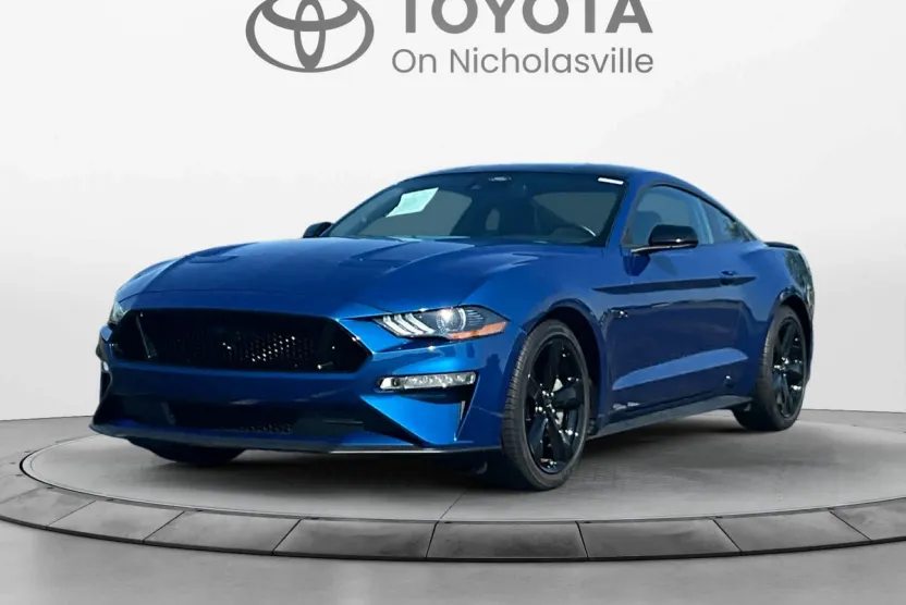 2022 Ford Mustang GT Premium photo 1