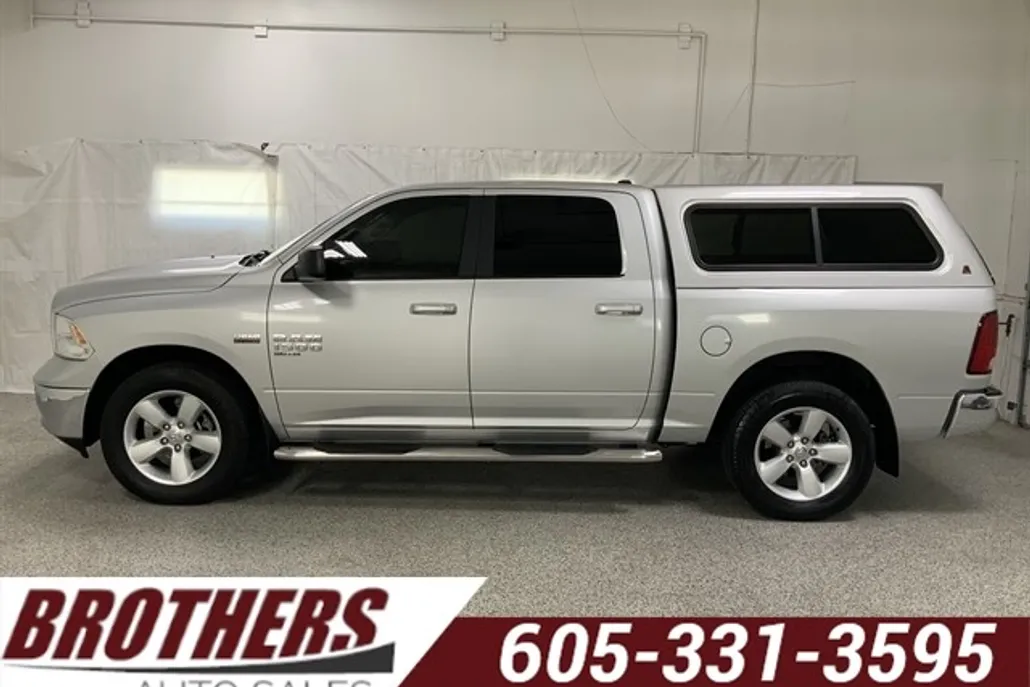 2019 Ram 1500 SLT photo 1