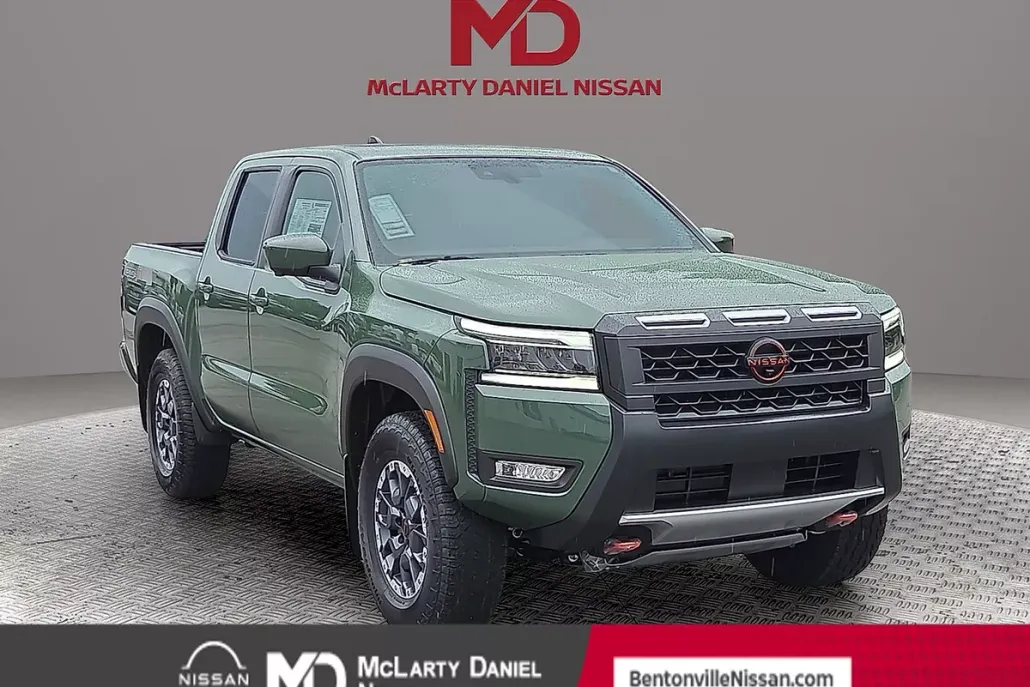 2025 Nissan Frontier Crew Cab PRO-4X photo 1