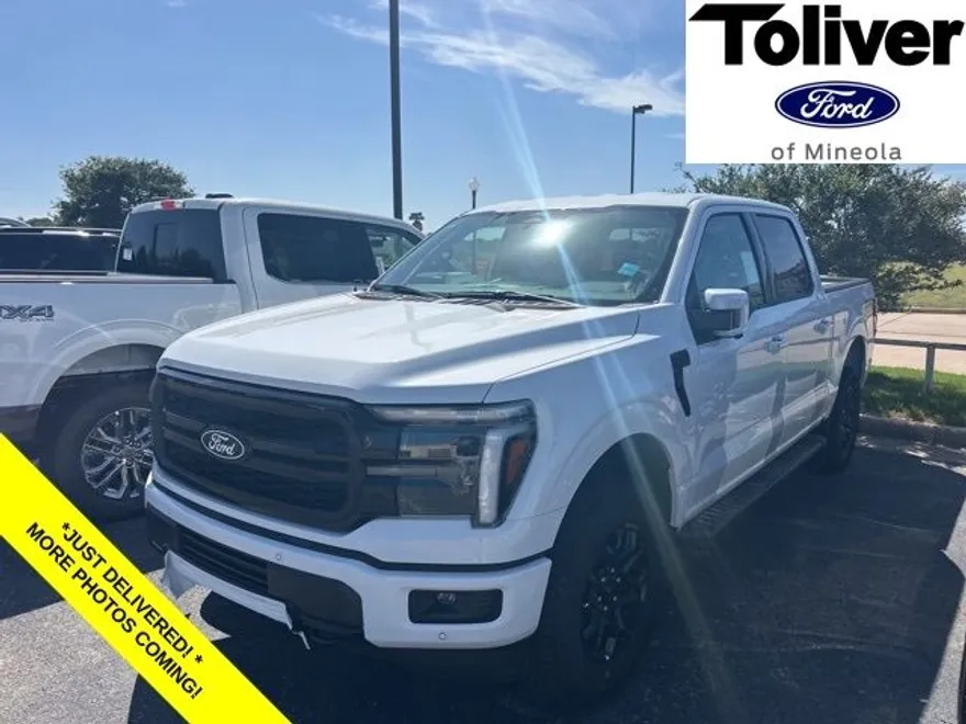 2025 Ford F-150 Lariat photo 1