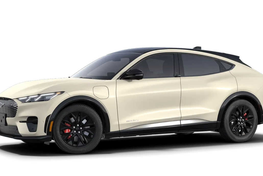 2025 Ford Mustang Mach-E Premium photo 1