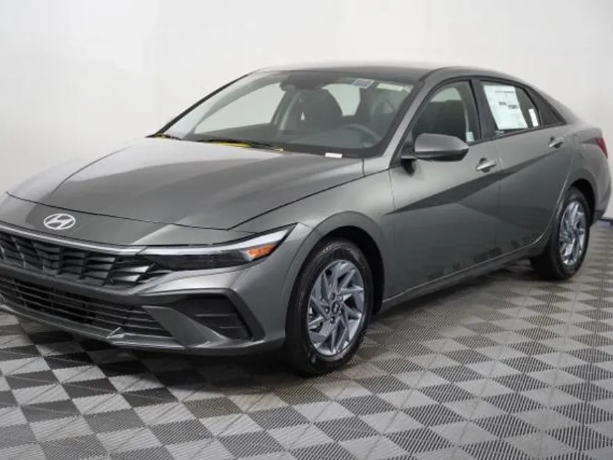 2025 Hyundai Elantra Hybrid Blue photo 1