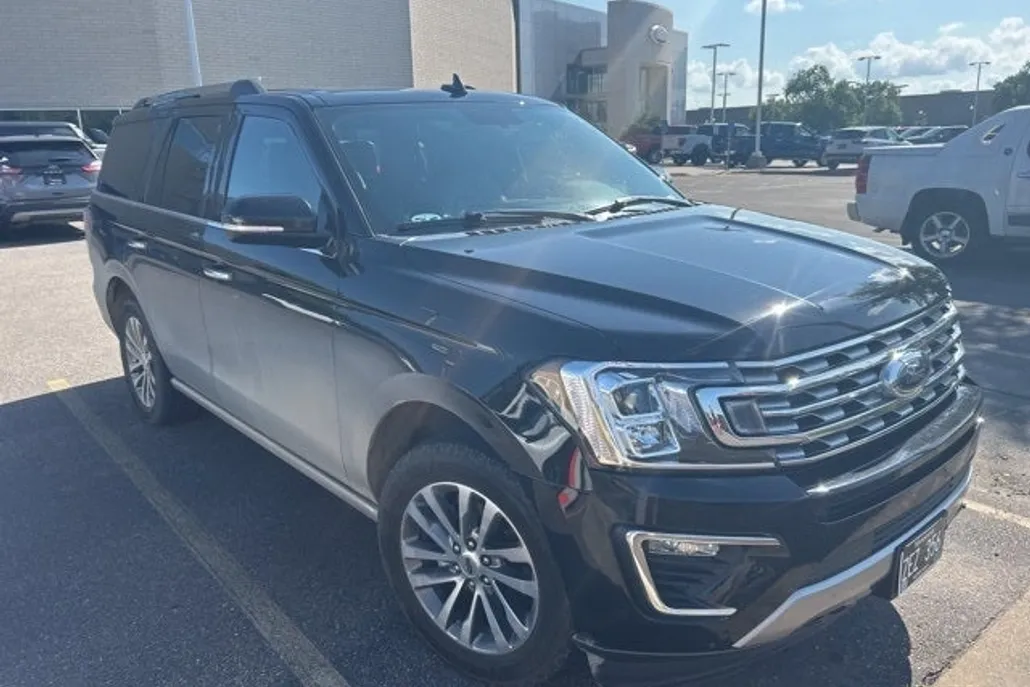2018 Ford Expedition Limited photo 1