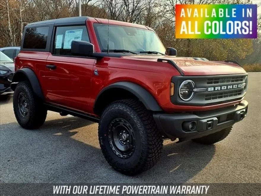 2024 Ford Bronco Black Diamond photo 1