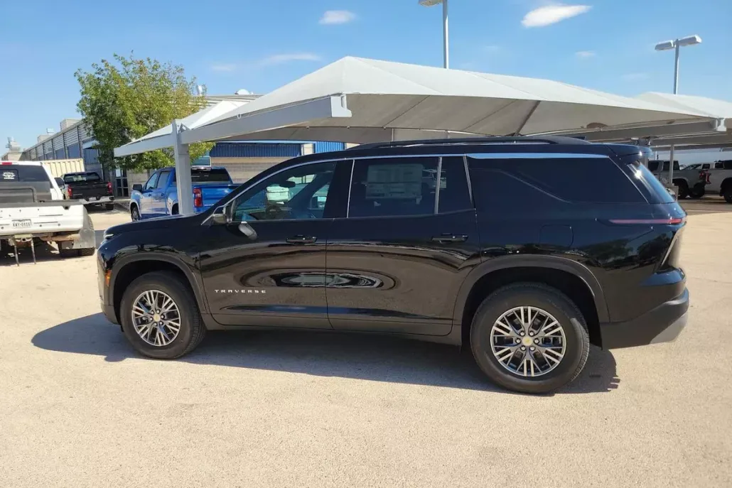 2026 Chevrolet Traverse photo 1