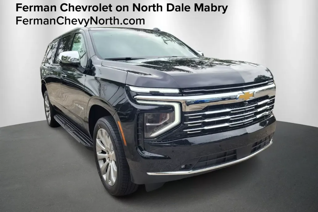 2025 Chevrolet Suburban Premier photo 1
