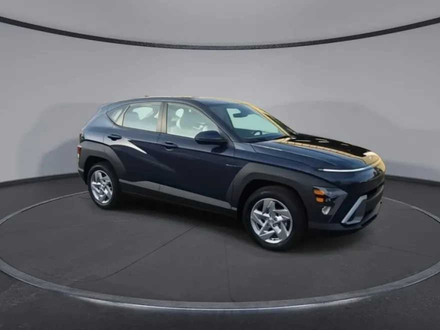 2026 Hyundai Kona SE photo 1