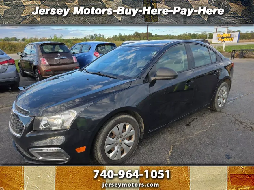 2016 Chevrolet Cruze LS photo 1