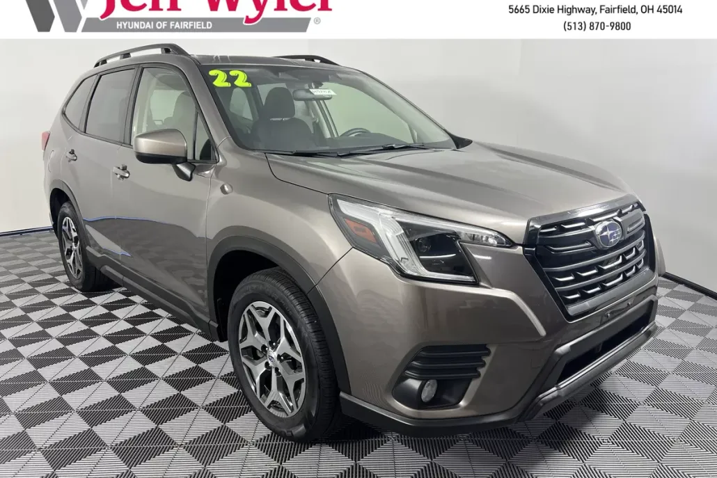 2022 Subaru Forester Premium photo 1